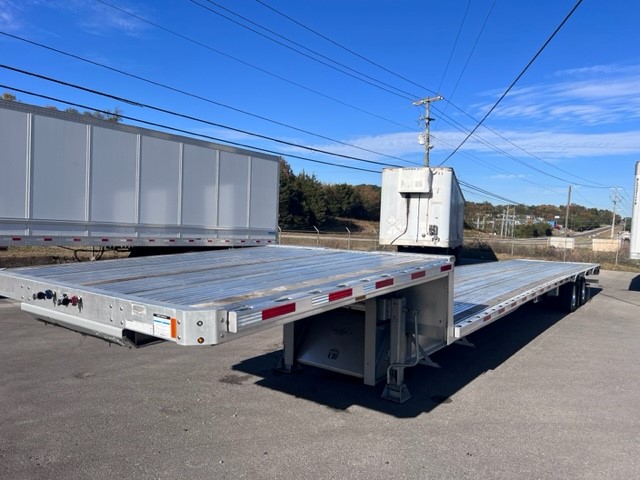 2023 DOONAN 53' X 102" TITANIUM DROPDECK 17.5 wheels, rear axle slide